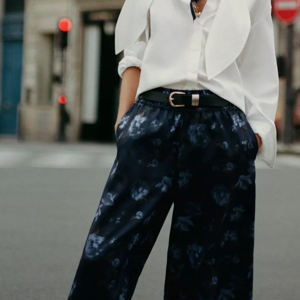 Anthropologie Navy Jacquard Floral Wide Leg Pants Size L